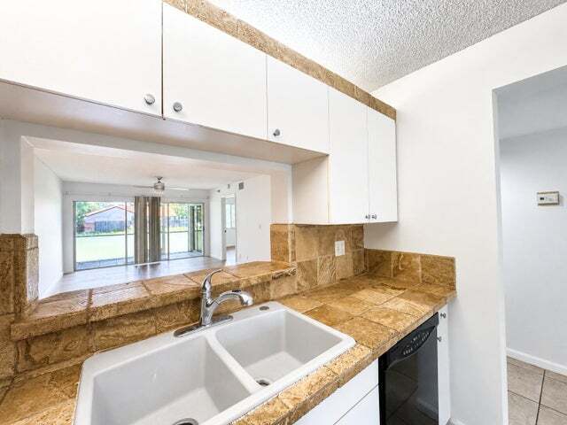 Foto del edificio - 340 NW 67th St