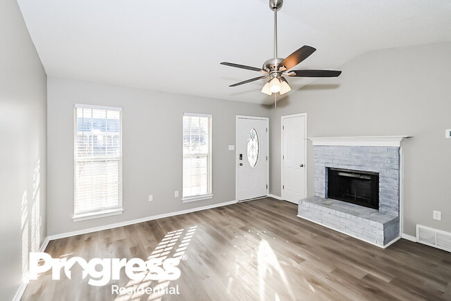 Building Photo - 6551 Grant Cove