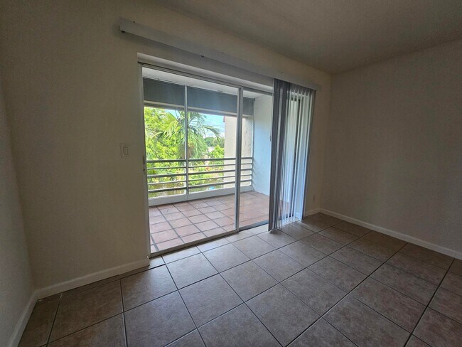 Foto del edificio - 120 Sparrow Dr