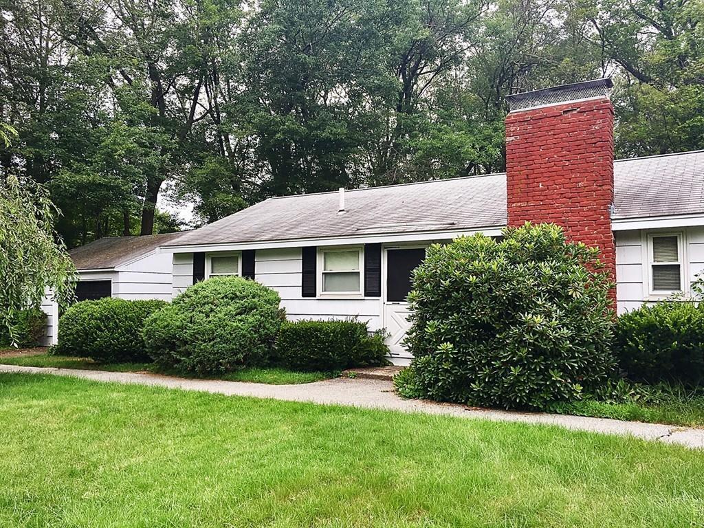 Photo - 15 Walsh Rd (Bedford, MA)