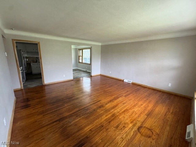 Foto del edificio - 23308 Emery Rd