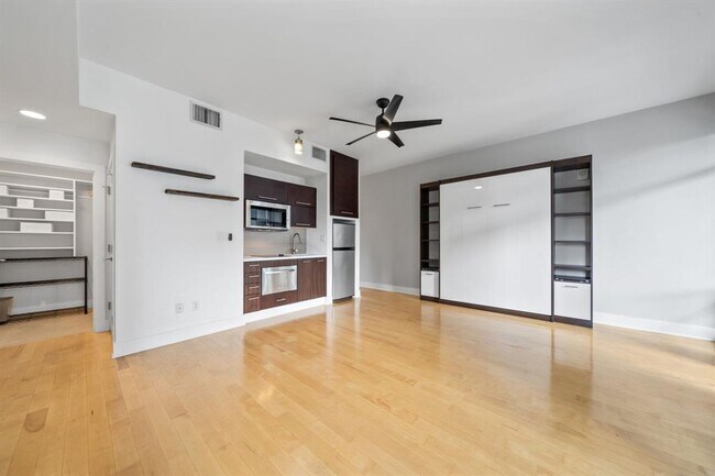 Foto del edificio - 603 Davis St