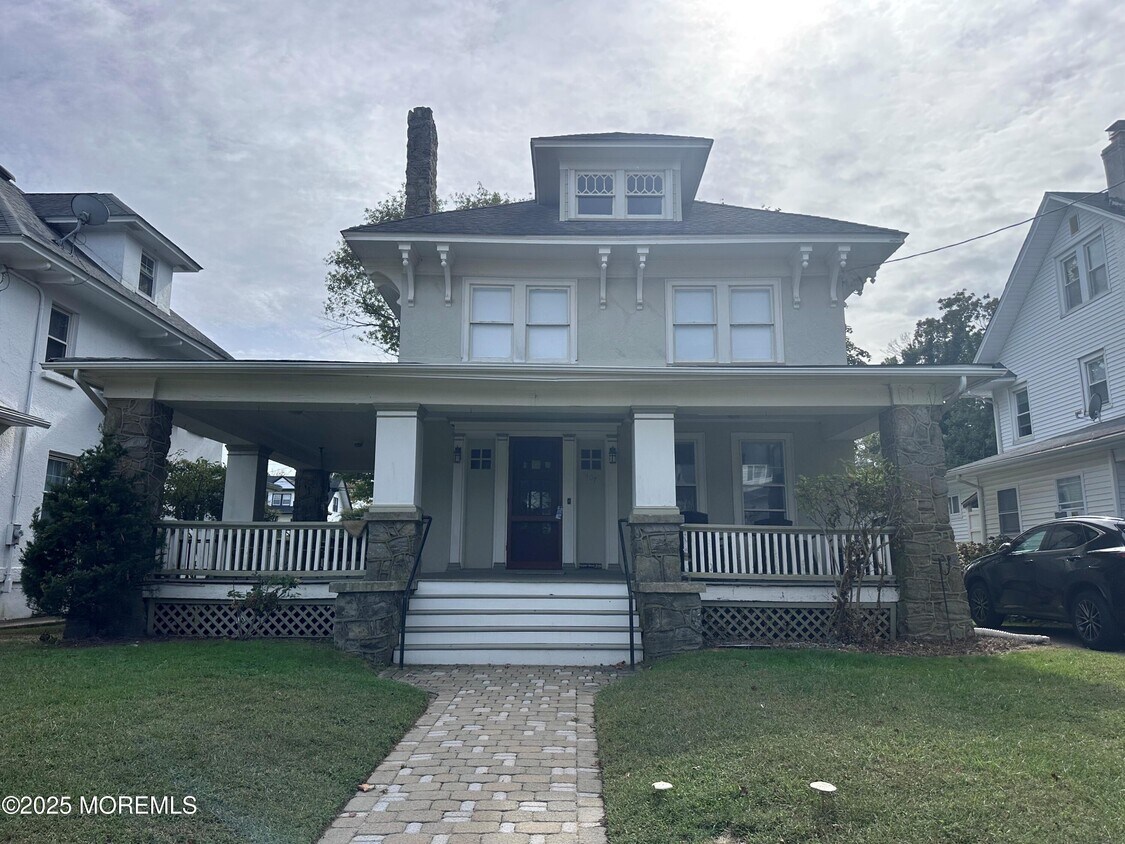 Foto principal - 407 2nd Ave