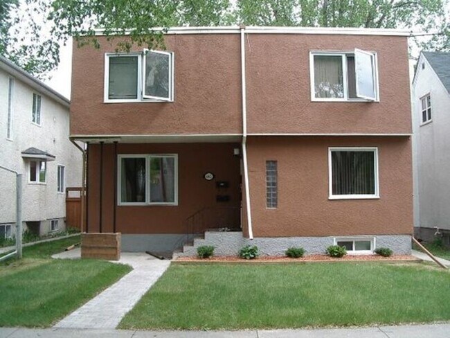 Photo du bâtiment - 462 Rue Aulneau