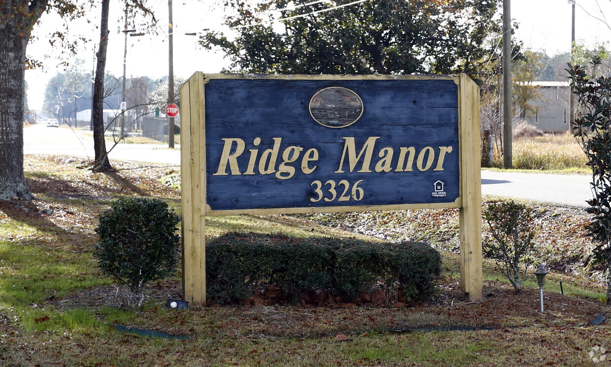 Foto del edificio - Ridge Manor