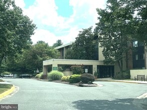 Building Photo - 2921 N Leisure World Blvd
