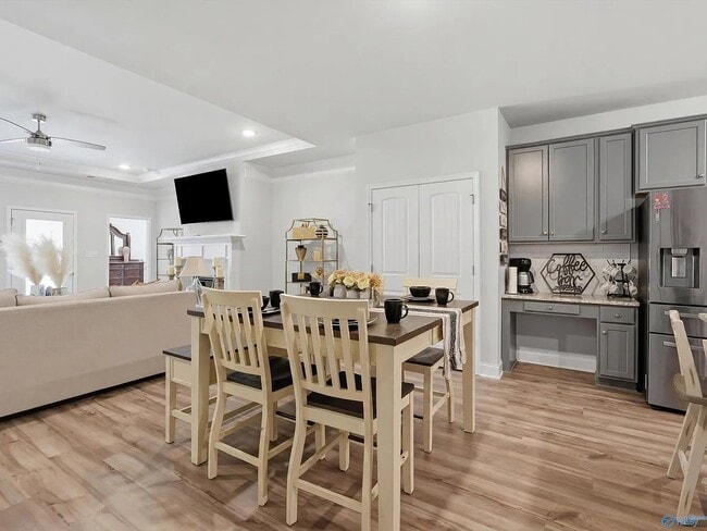 Building Photo - 122 Hutchinson Rd