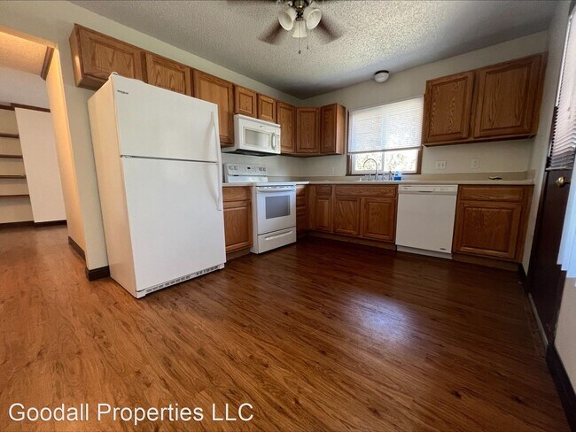 Foto del edificio - 3 br, 2 bath House - 10390 Clark Street