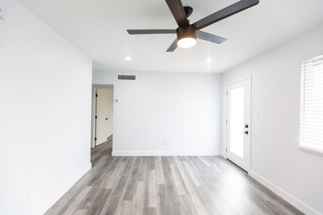 Foto del edificio - 6215 N 14th St