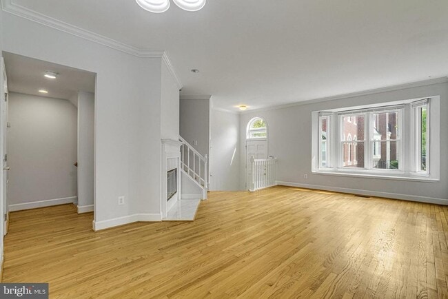 Building Photo - 3915 Courtland Cir