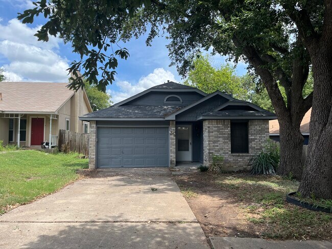 Building Photo - 1808 Rainy Meadows Dr