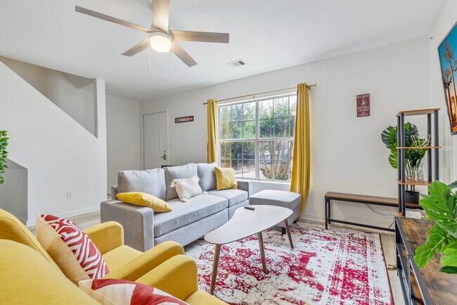 Foto del edificio - 1300 Nylic St