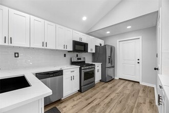 Building Photo - 18503 Willow Moss Dr
