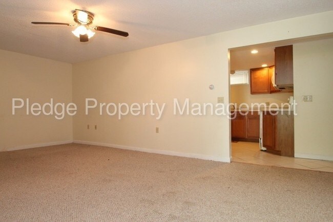 Foto del edificio - 7 Parker Ave