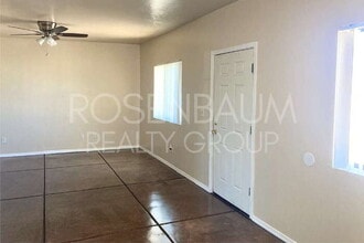 Building Photo - 1255 S 3rd Ave