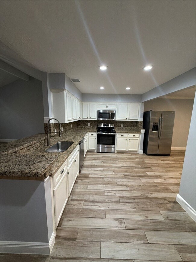 Foto del edificio - 4126 Park Douglas Dr