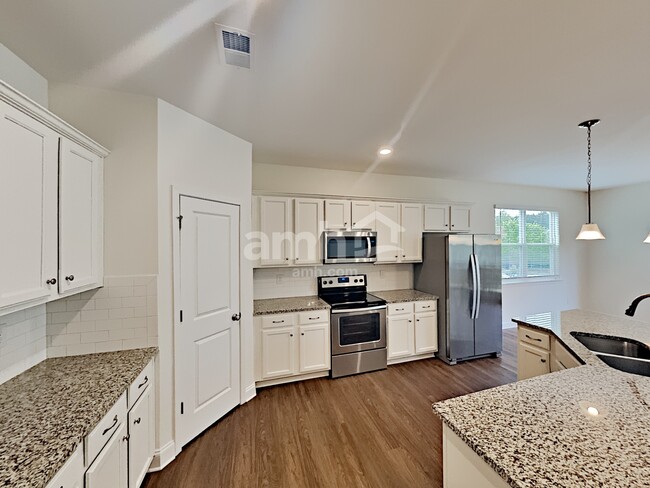 Building Photo - 1732 Weatherbrook Cir