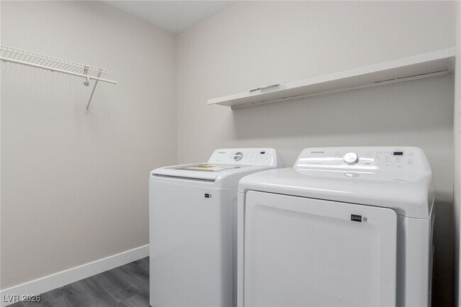 Foto del edificio - 4648 W Camero Ave