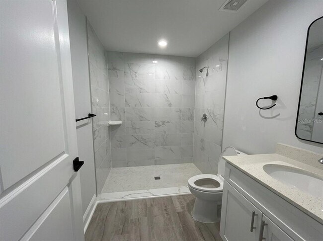 Foto del edificio - 223 Oak Ln Trk