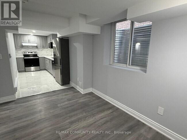 Photo du bâtiment - 224 Fleetwood Dr