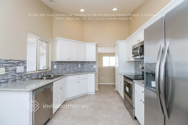 Building Photo - 30459 Maple Chase Dr