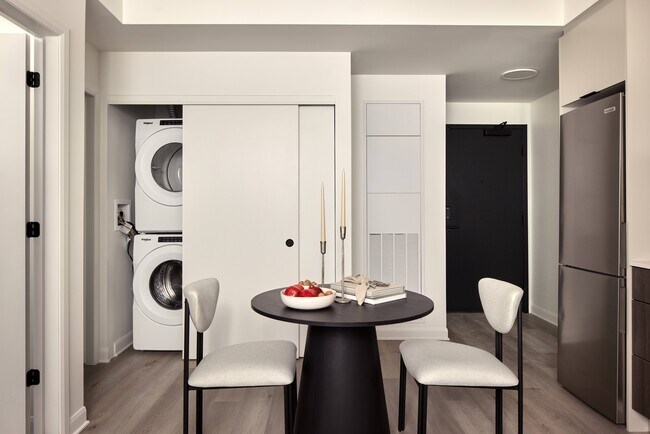 1C Pinehurst - 1 Bedroom - Parkdale Collective
