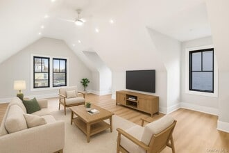 Building Photo - 34 Clinton Ave