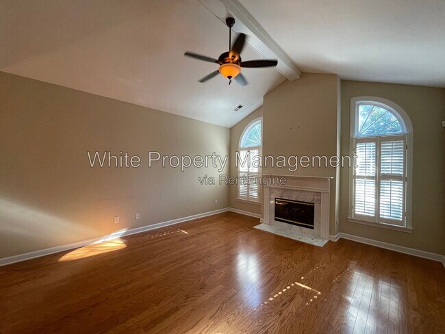 Foto del edificio - 8409 Olde Troon Dr