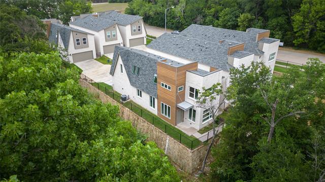 Building Photo - 321 Oakbend Dr