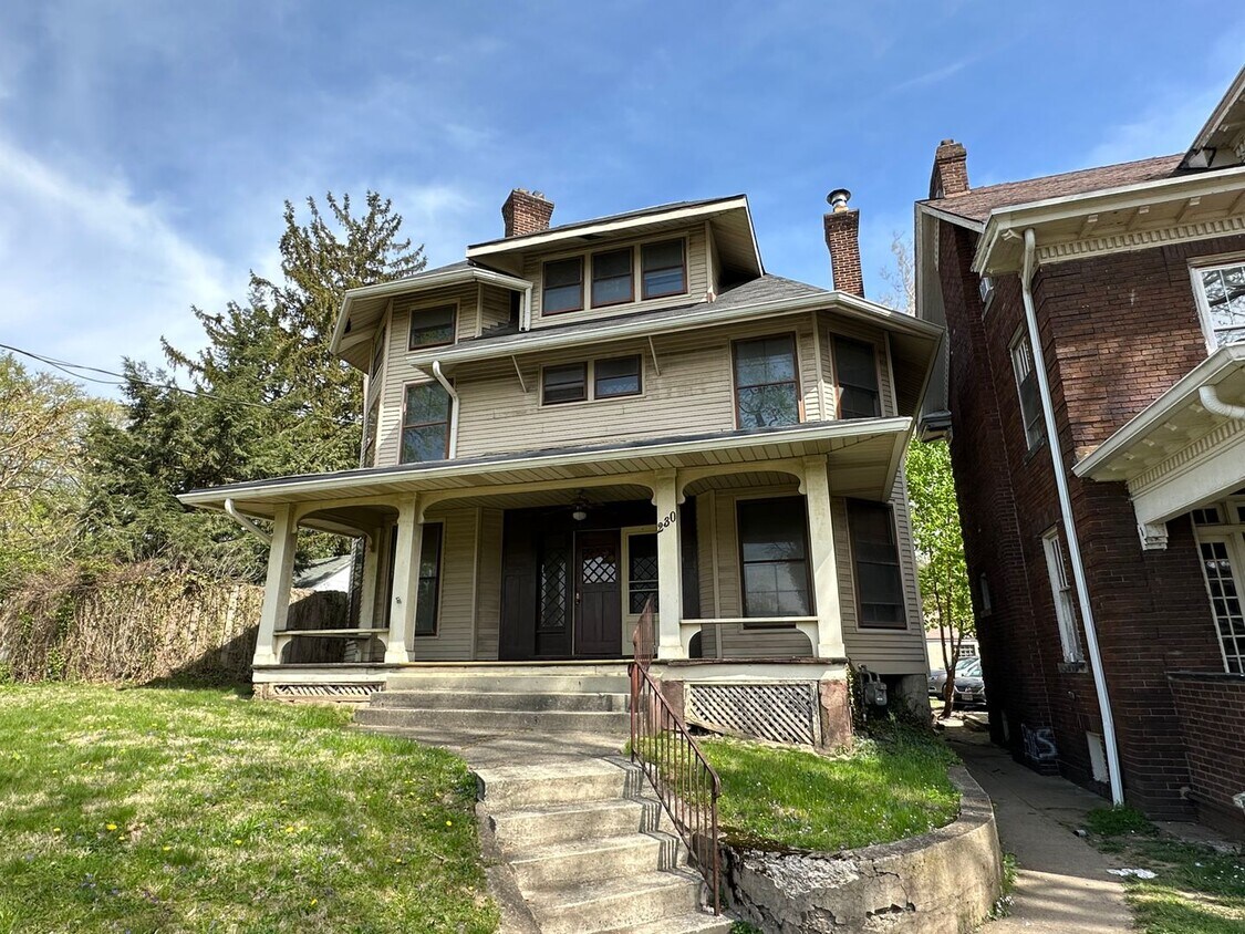Primary Photo - Massive House on Central OSU Campus