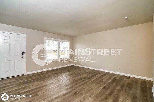 Foto del edificio - 8307 Laughlin Dr, Indianapolis, IN 46219