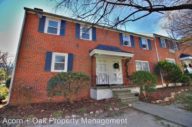 Building Photo - 2 br, 1.5 bath House - 1009 St. Mary's St....