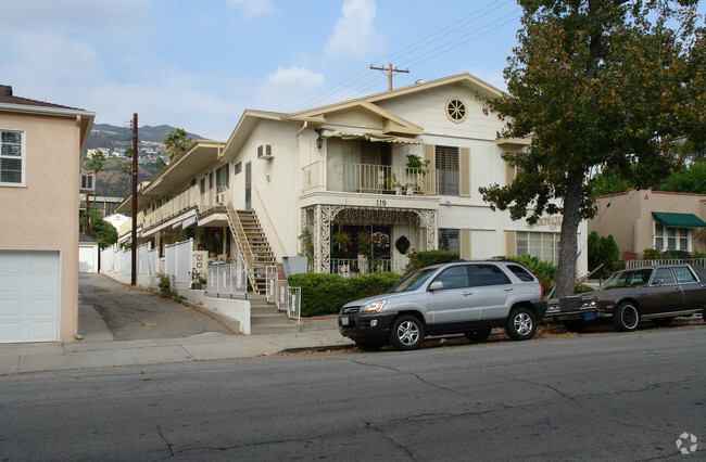 Building Photo - 119 W Randolph St