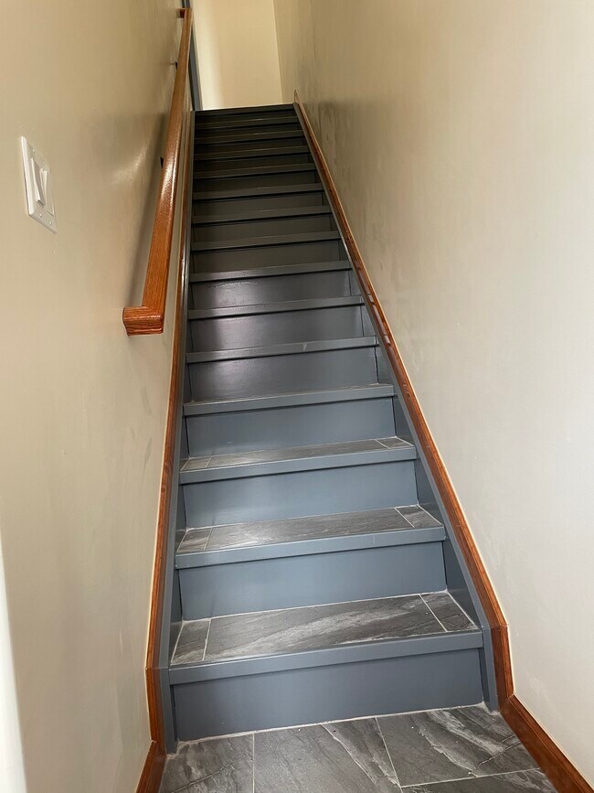 Stair - 5413 82nd St