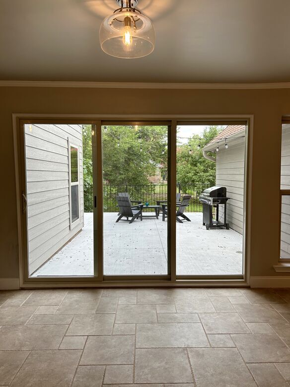 patio for entertaining - 6524 Pheasant Run Rd