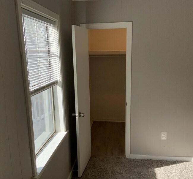 Foto del edificio - 219 Stonewall St