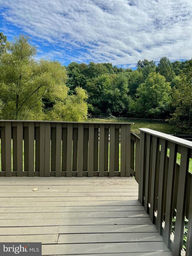 Foto del edificio - 3707 Davis Ct