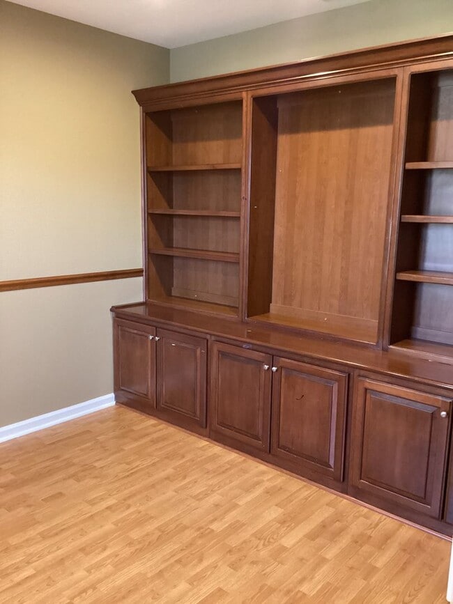 Foto del edificio - 3 Bedroom 2 Bathroom home in Elk Grove.