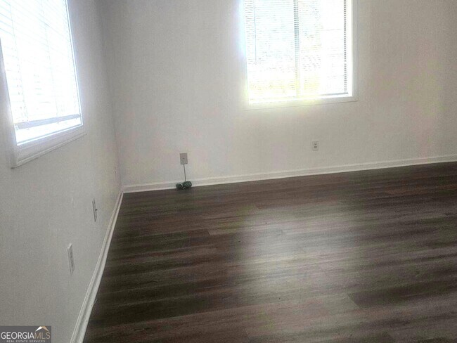 Foto del edificio - 8386 Glenwoods Terrace