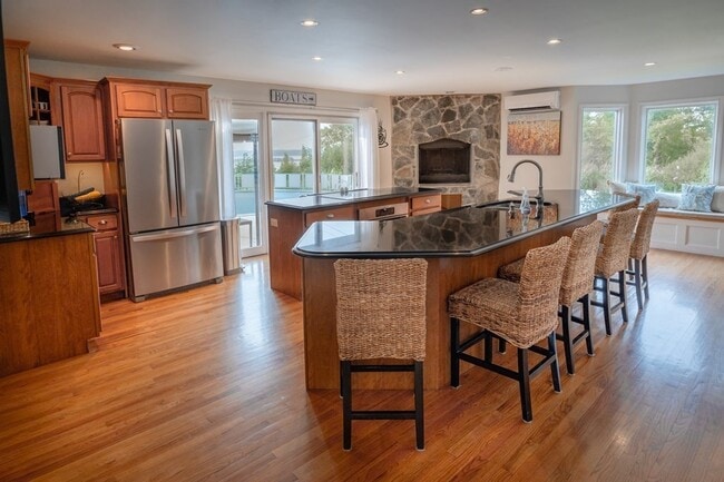 Building Photo - 28 Salisbury St