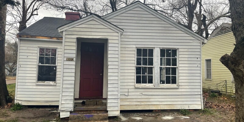 Primary Photo - 3003 Dupont St. 71109