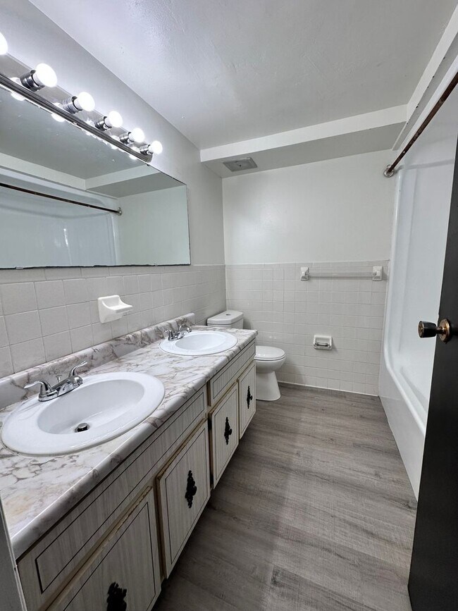 Foto del edificio - Coming this July: 2BR apartment at Jeffers...