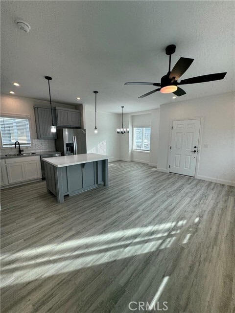 Building Photo - 2627 E La Palma Ave