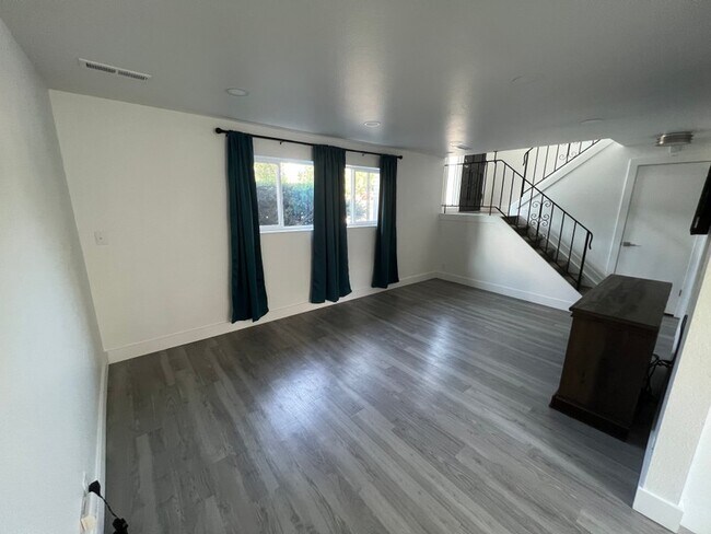 Foto del edificio - 3576 S 1300 E