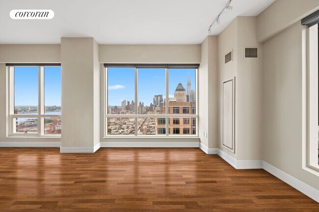 Building Photo - 350 W 42nd St