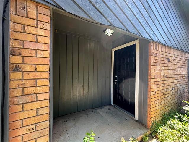 Foto del edificio - 3010 Carolyn Ct