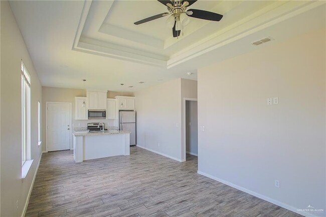 Foto del edificio - 5601 Sandpiper Ave