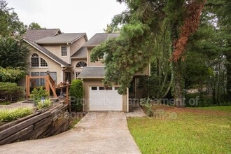 Building Photo - 1697 Paddlewheel Dr NE