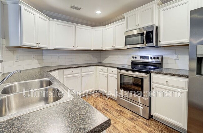 Photo - 1071 Bridgeport Way Townhome