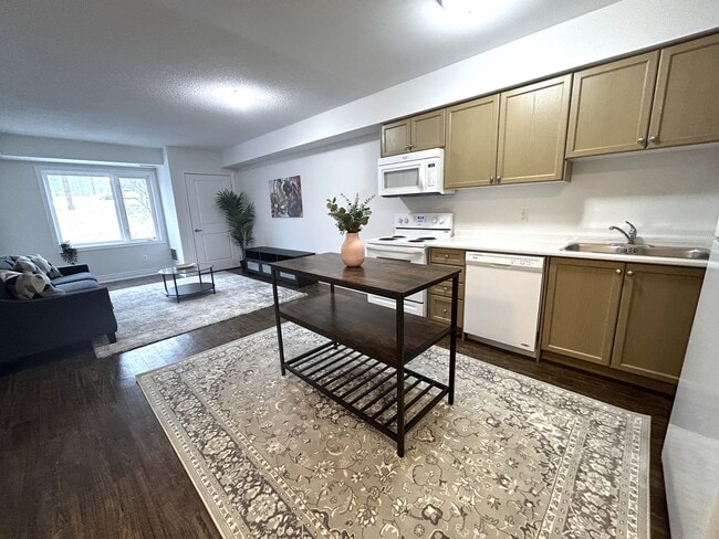 Building Photo - Oakwood Terrace